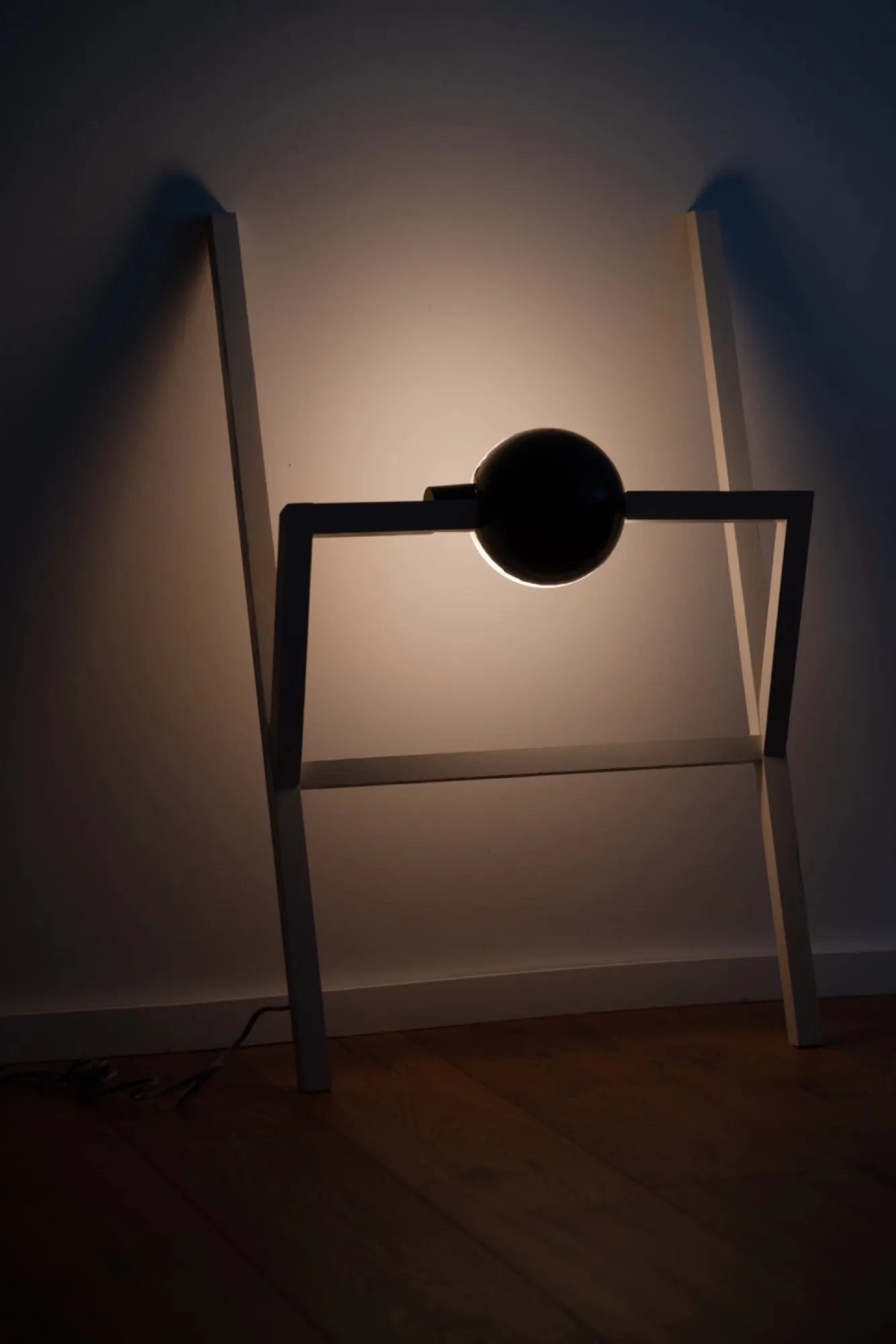Framed Rotating Light, image 4