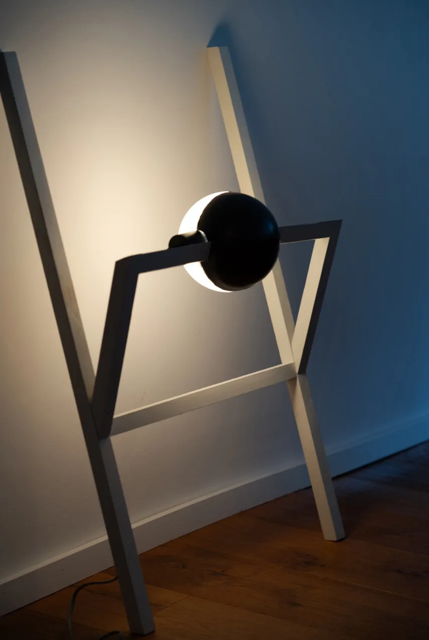 framed rotating light, image 7