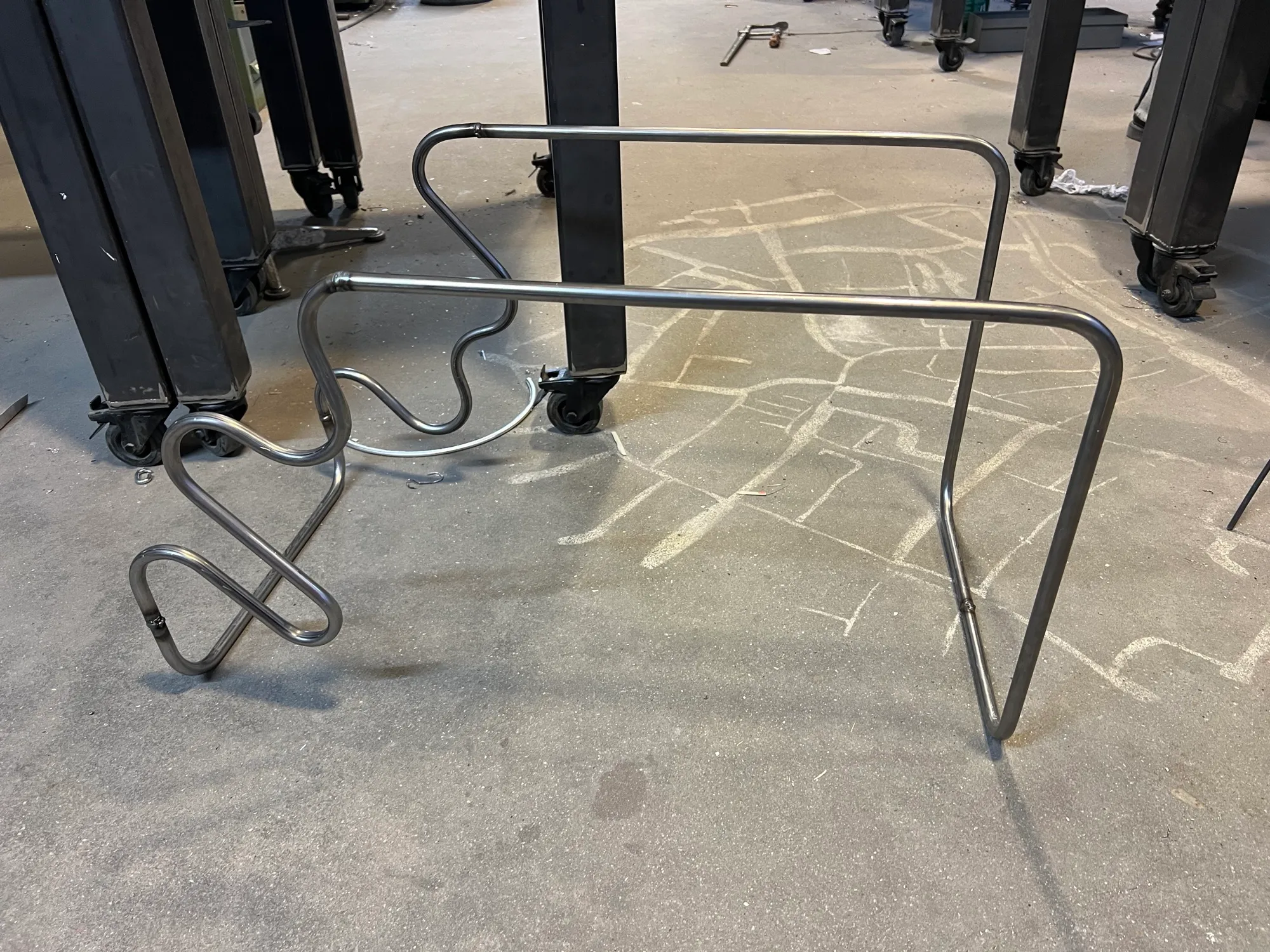 Colour Research — Table, image 7