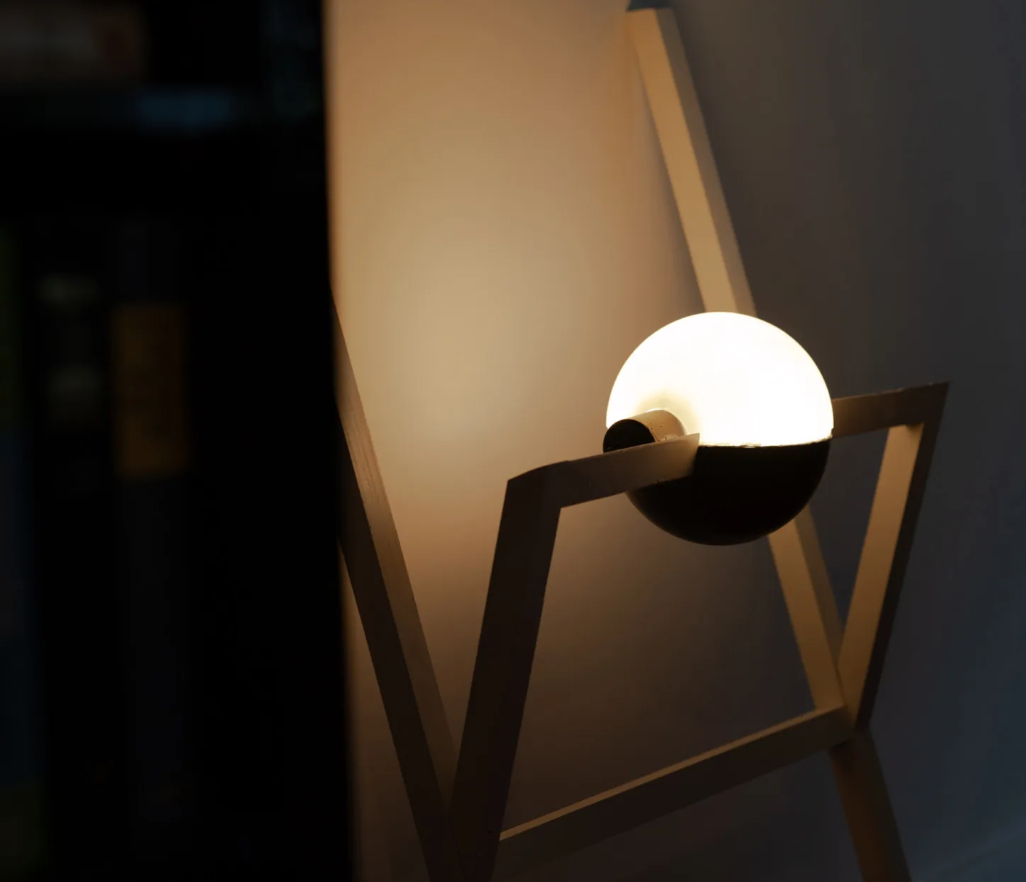 framed rotating light, image 8
